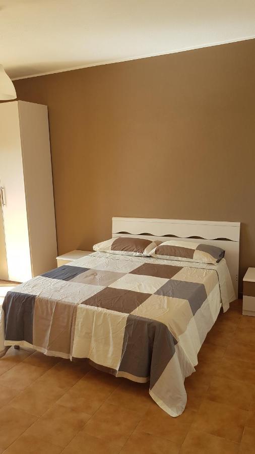 B&B Nettuno Beach Мілаццо Екстер'єр фото