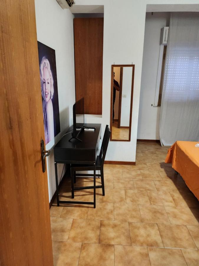 B&B Nettuno Beach Мілаццо Екстер'єр фото